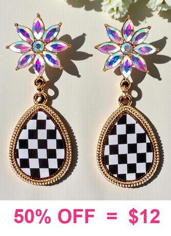 Checkered teardrop earrings with bling post