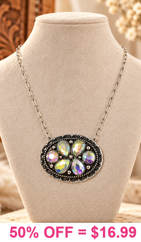 Bling oval concho pendant necklace