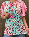 3X : Light Pink leopard flower print top with flutter sleeves