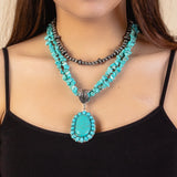 Turquoise chip 3 layer necklace with oval pendant