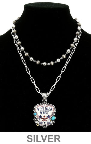 Double strand necklace with Wild West pendant